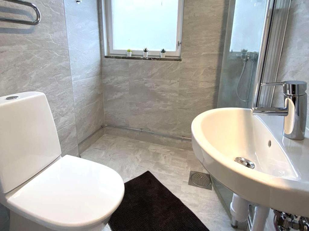 Stockholm Apartment Hammarbyhojden Bagian luar foto
